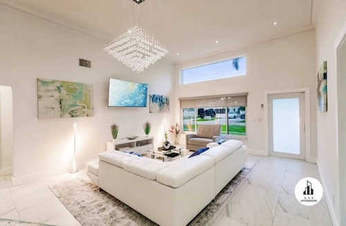 Aventura House | 279 m² House ∙ 5 bedrooms ∙ 11 guests