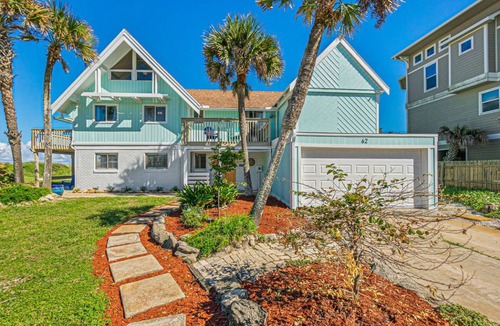 Marineland Acres House | 279 m² House ∙ 6 bedrooms ∙ 12 guests