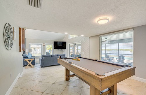 Dixie Shores House | 284 m² House ∙ 3 bedrooms ∙ 11 guests