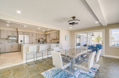 Dixie Shores House | 284 m² House ∙ 3 bedrooms ∙ 11 guests