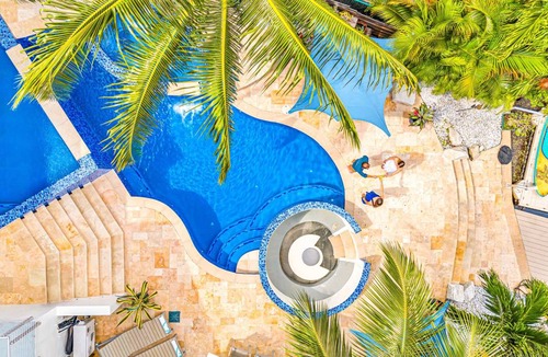Riverside Park House | 285 m² House ∙ 4 bedrooms ∙ 8 guests