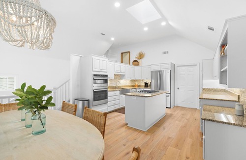 Sea Pines House | 29 South Beach Lane: A BESTNEST by Beverly Serral 4th Row Ocean, Private Pool