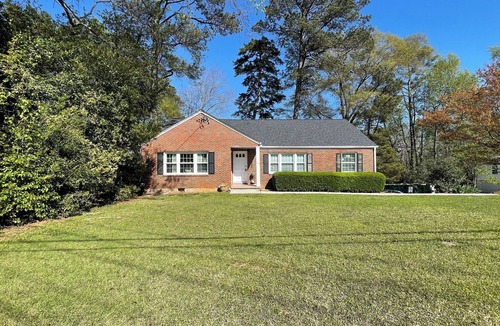 Clairmont Heights Apartment | 2bd/1ba pet-friendly apt near Emory, nature trails, open Jun. 1st, 2026