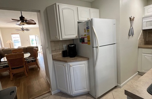 North End Condo | 2BD/2BA First Floor Condo! Short Walk to Beach! Stay, Relax, Repeat