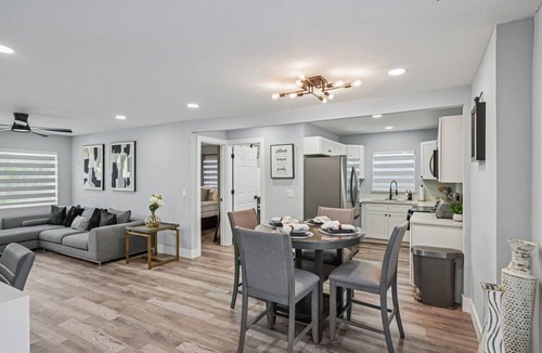 Fort Myers House | 2BD-2BA Retreat -Fast Wi-Fi- Near Beach & Downtown