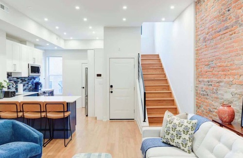 Center City West Apartment | 2BDR Rittenhouse Luxe In The Heart Of It All