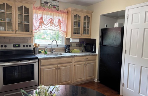 Horsham Apartment | 2BDR Suite w/Bathroom in Horsham, PA