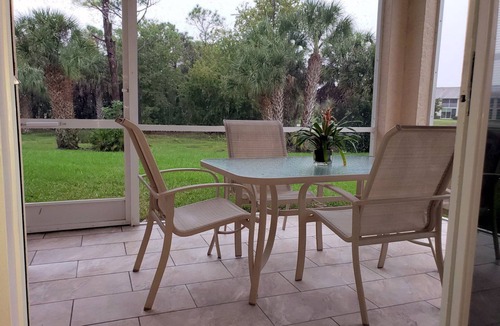 Palmer Ranch Condo | 2BR/2BA 1st Floor Condo in Stoneybrook Golf & Country Club