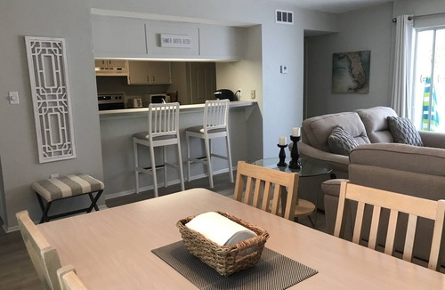 Bayview Condo | 2BR 2BA Upstairs Unit on Private Beach!