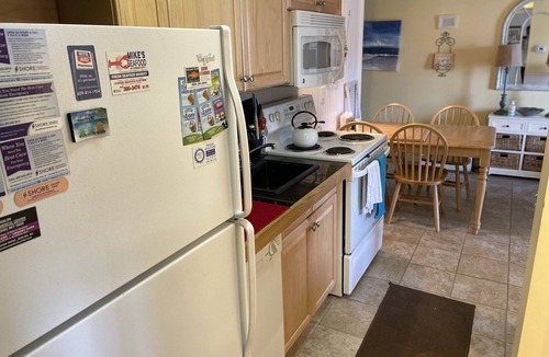 North End Condo | 2BR Condo w/Pool & Hot Tub - Steps from the Beach and Boardwalk