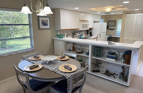 Englewood Apartment | 2BR Fiddler’s Green – Pool, Tennis & Shuffleboard