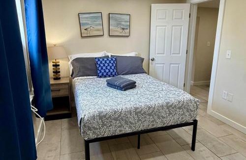 St. Petersburg - Clearwater Apartment | 2BR Front Patio 10 Min to Downtown