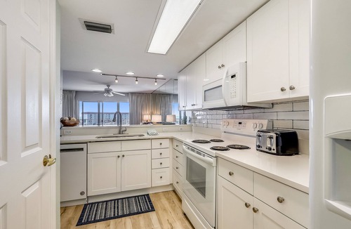 Fort Walton Beach Condo | 🌊2BR Seacrest 610-BEST DEAL in Complex-Beachfront without Beachfront Rates🌊