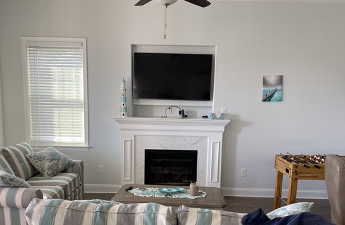 North End Condo | 2nd Floor Condo - Short walk to Beach/Downtown/ boardwalk Convenient Location!!