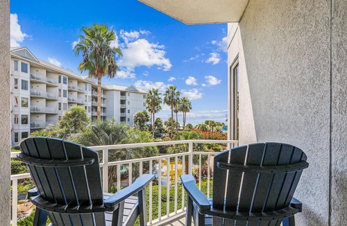 North Forest Beach Villa | 2nd Floor Villa Steps to the Beach and Coligny Plaza