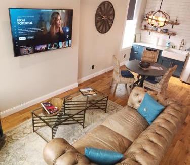 Washington House | 2nd St Loft Riverview