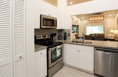 Lely Golf Estates Villa | 3/2 FURNISHED LAKE VIEW RENTAL, PET FRIENDLY