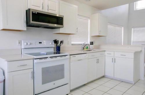 Quail Ridge Villa | 3 Bed 2.5 Bath Villa with Lakeside Pool