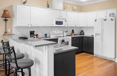 Carrabelle House | 3-bed, 2-bath condo Carrabelle, Fl/pool/fishing