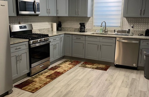 Mount Berry House | 3 Bed 2 Bath Cute Entire House in West Rome