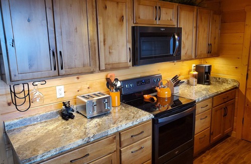 Sevierville Cabin | 3 Bed Cabin- Hot Tub, Fire Pit, Game Room with Pool Table, Close to Dollywood!