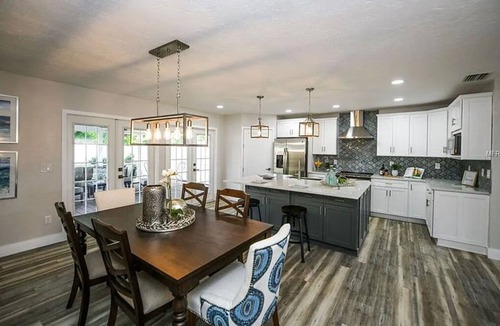 Southgate House | 3 bed, pet friendly, heated pool home waiting for you to arrive, relax & enjoy!