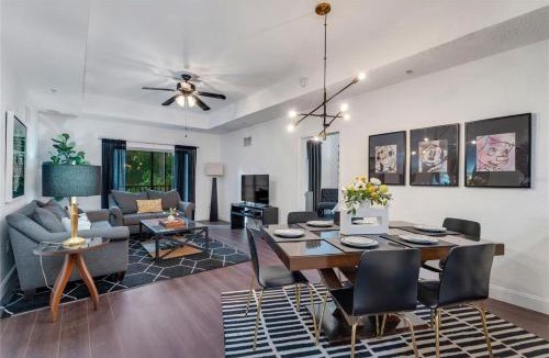 West Kissimmee Apartment | 3 bed - Private Oasis - Completley Immaculate