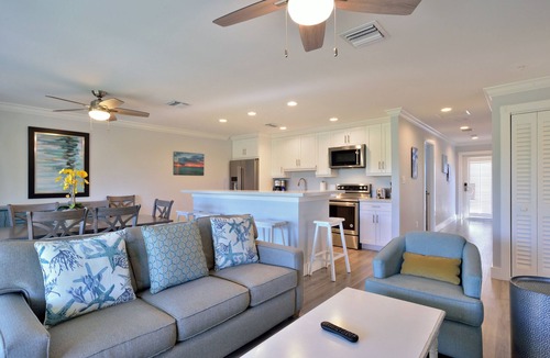 Meadows Condo | 3-Bedroom 3-Bath Condo at Bayfront Suites & Marina - CLEANING FEE INCLUDED
