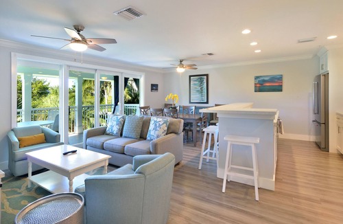 Meadows Condo | 3-Bedroom 3-Bath Condo at Bayfront Suites & Marina - CLEANING FEE INCLUDED