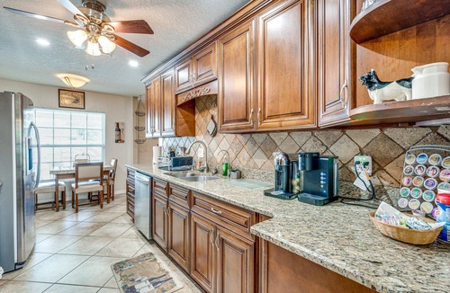 Citrus Park House | 3-bedroom - 5 Beds- 2 Bathroom w/Heated Pool in Beautiful Tampa, Florida
