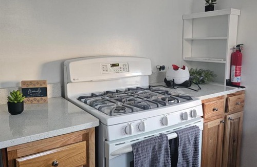 Wallington Apartment | 3 Bedroom Apartment METLIFE - American Dream - Minutes FROM NYC