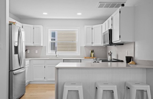 Margate City Condo | 3-Bedroom Beach Bungalow - Clean & Design Focused