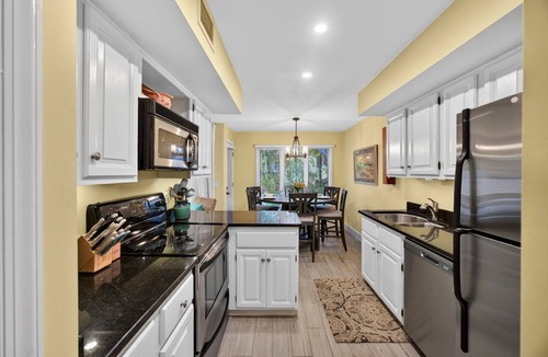 Kiawah Island Condo | 3 bedroom, Close to Resort Center for MEMORABLE Kiawah Vacation!