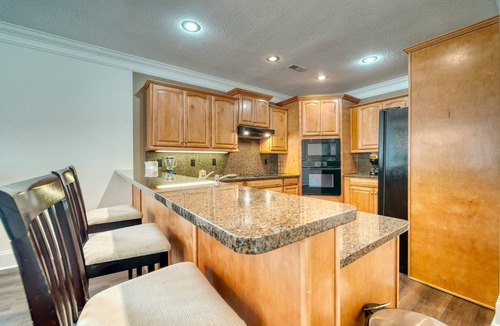 Young Harris Condo | 3-bedroom condo in perfect Young Harris/Hiawassee with Lakefront view.