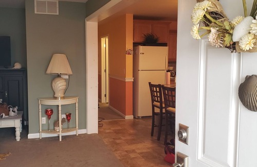 Villas House | 3 bedroom down the street from the Bay (Pets allowed for a fee)