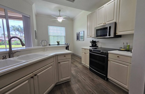 Villas House | 3 Bedroom - Fort Myers - Bell Tower Community - Prime Location