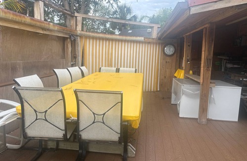 River Ranch House | 3-bedroom glamping in River Ranch, great for R&R or for fun with the family!