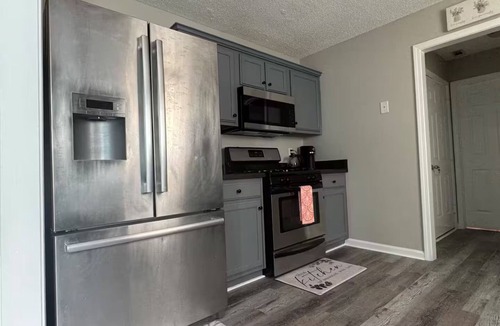 Riverdale House | 3-bedroom house in gorgeous Riverdale with cool AC