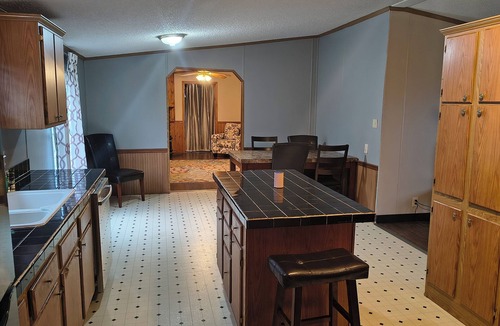 Walnut Hill House | 3-bedroom house in serene Bristol with cool AC comfort