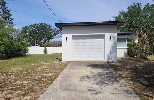 Temple Terrace House | 3-bedroom house in welcoming Temple Terrace, WiFi. EV car charging oulet, PS4