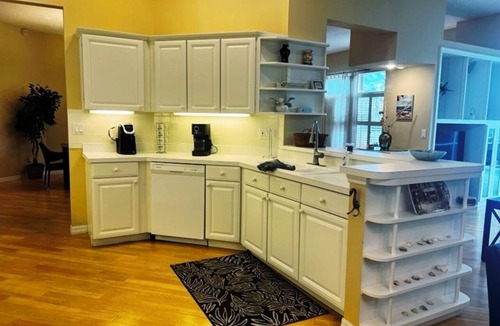 River Pointe House | 3 Bedroom Lakefront Retreat