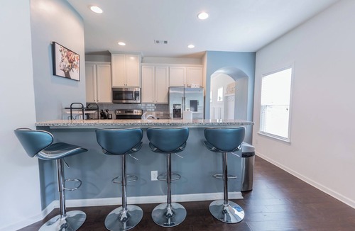 Belmont House | 3-bedroom Modern Townhome in charming Lithonia!