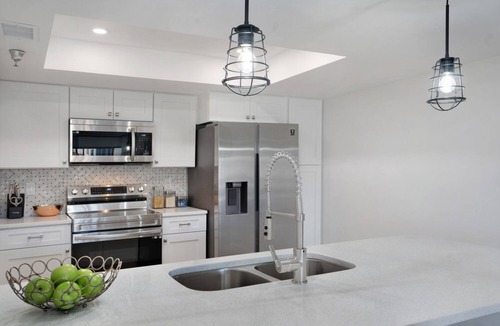 Laurel Condo | 3 Bedroom Penthouse with Stunning Sunset Views of Blackburn Bay!