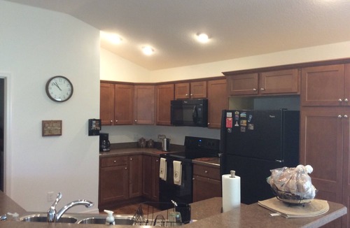 The Villages House | 3-Bedroom Retreat near Brownwood Paddock Park: Your Ideal Villages Getaway