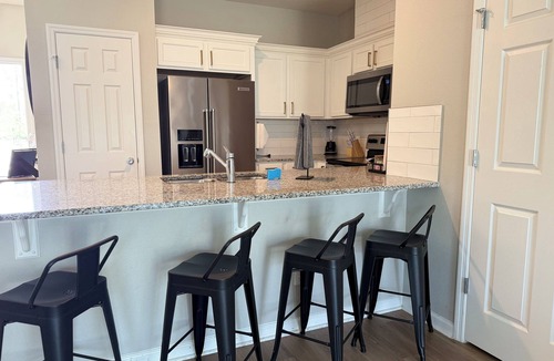 St. Augustine House | 3-bedroom townhome in fantastic St. Augustine Beach with WiFi, AC