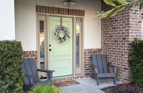 Saint Simons Island House | 3-bedroom townhome in terrific St. Simons Island with WiFi, AC.
