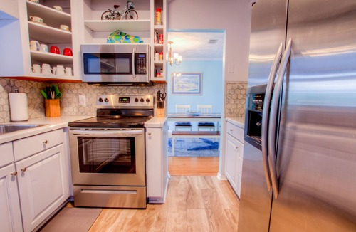 Dolphin's Cove House | 3-bedroom vacation home 14 minutes from St. Johns Town Center