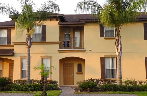 Wellington House | 3 bedroom villa (Sleeps 8) in a tropical Tuscan style resort near Disney