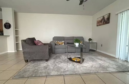 OakLeaf Plantation House | 3 Bedrooms Condos at Cottages Oakleaf