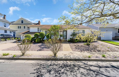 Bradley Beach House | 3 Blocks to Beach with Linens & Towels and Free Parking